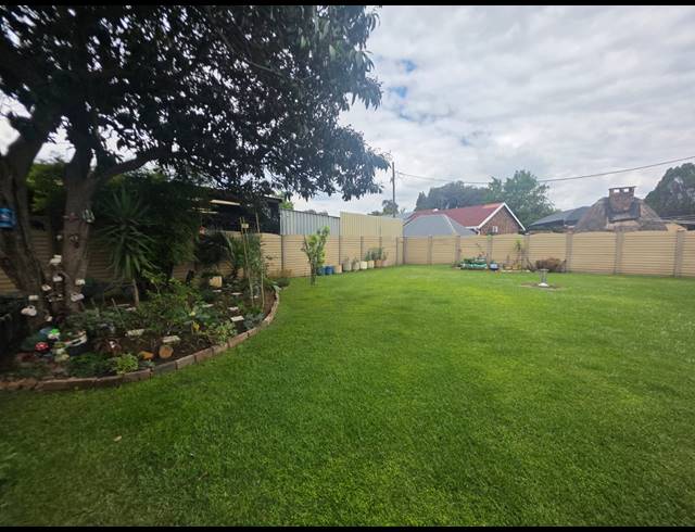 4 BEDROOM HOUSE FOR SALE IN VANDERBIJLPARK SW 2